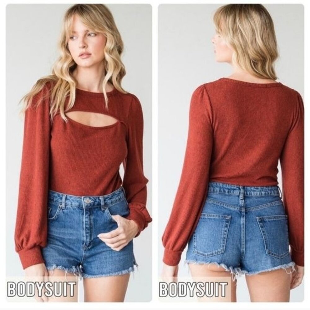 BODYSUIT-LONG SLEEVES w/FRONT OPENING. NEW-COLOR: RUST